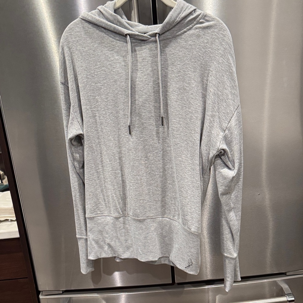GAIAM Light Gray Hooded Top